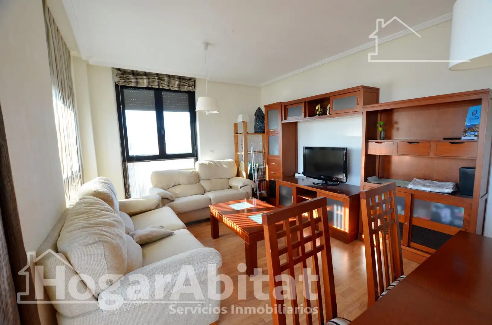 Sala de estar de Piso en venta en San Vicente del Raspeig / Sant Vicent del Raspeig con Aire acondicionado, Calefacción y Jardín privado