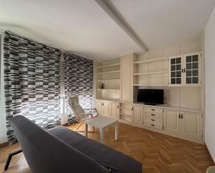 Sala d'estar de Pis de lloguer en  Tarragona Capital amb Balcó