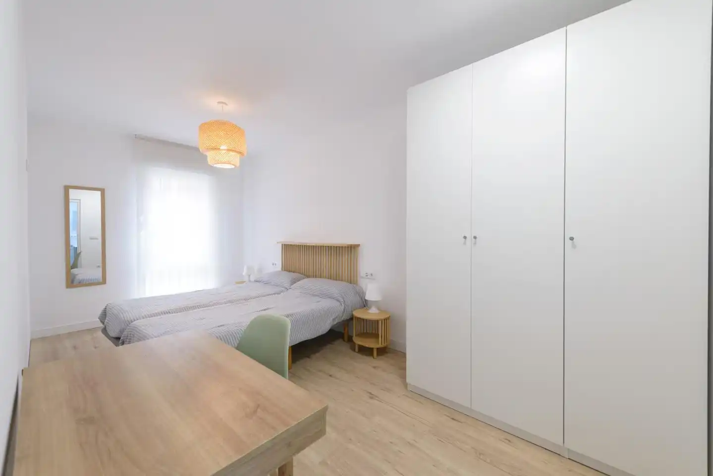 Bedroom of Flat for rent in L'Hospitalet de Llobregat