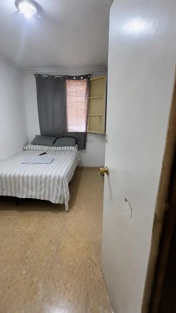 Bedroom of Ground floor for sale in Valencia