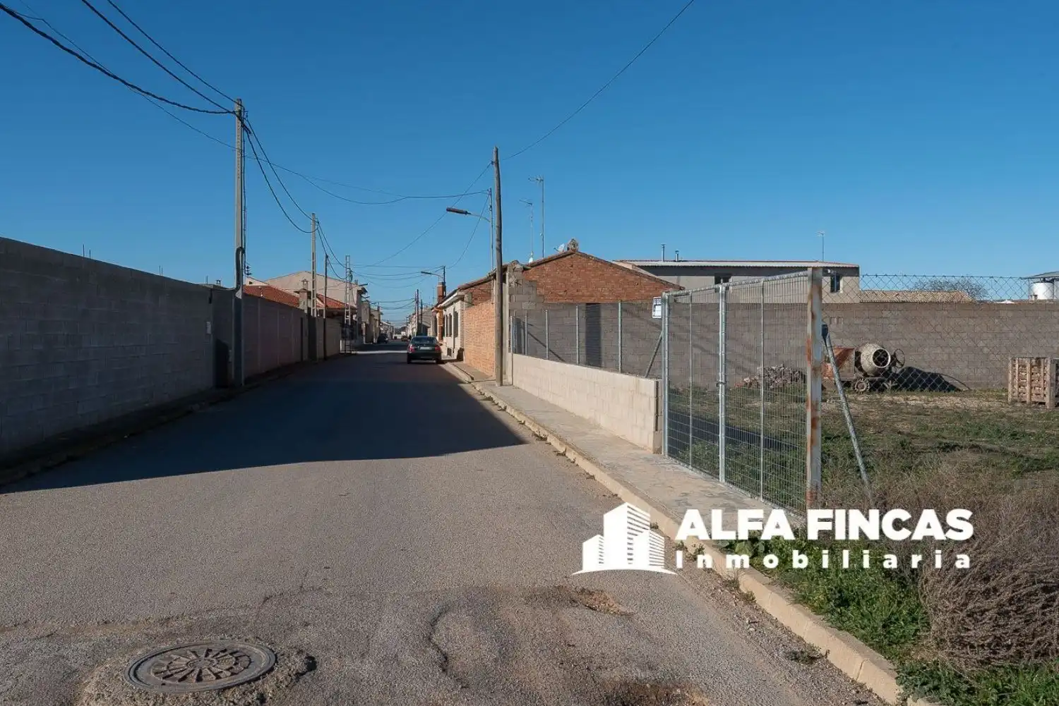 Vista exterior de Terreno en venta en Casas de Fernando Alonso
