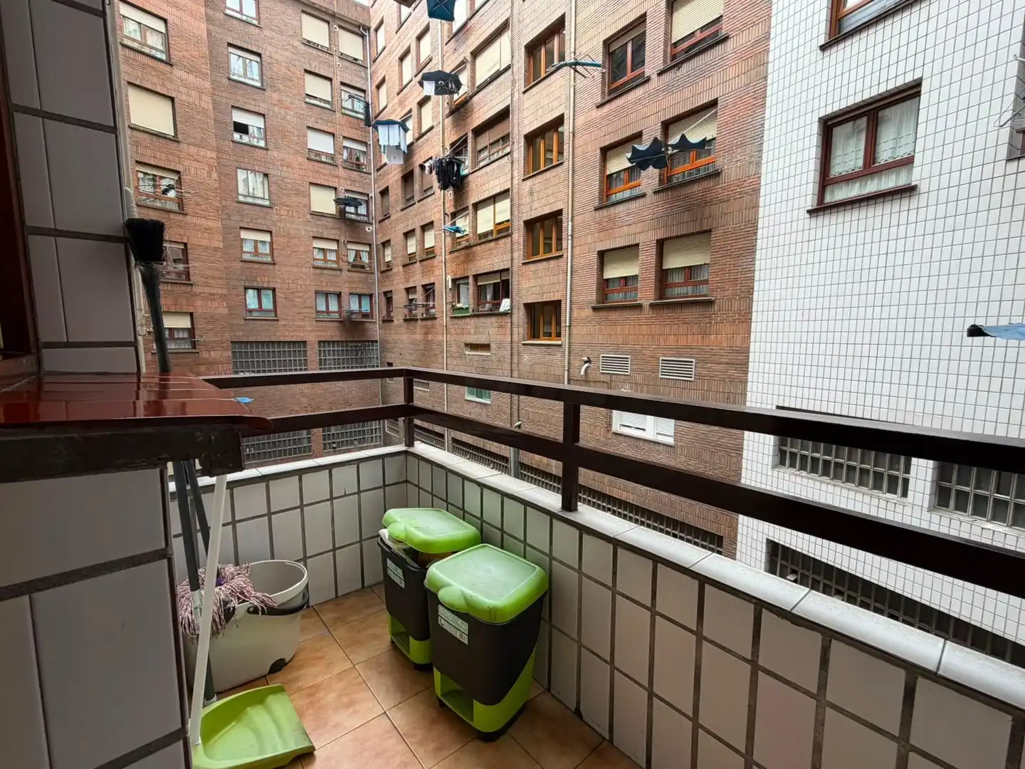 Terrassa de Pis en venda en Basauri  amb Calefacció, Terrassa i Traster