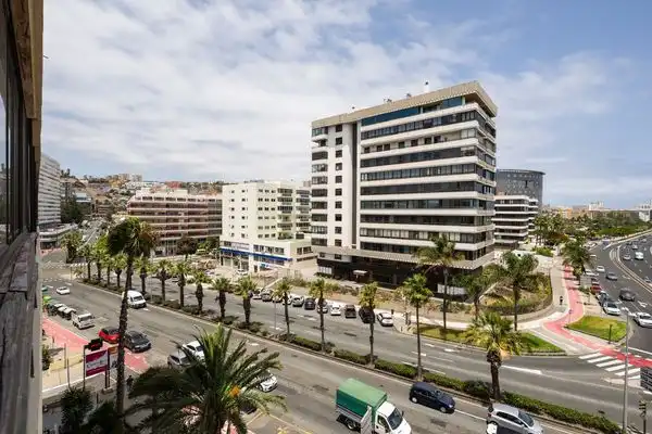 Piso en venta en Avenida Juan XXIII, 1, Arenales - Lugo - Avda. Marítima