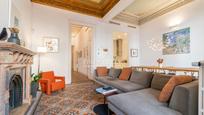 Sala de estar de Piso en venta en  Barcelona Capital con Aire acondicionado, Terraza y Balcón