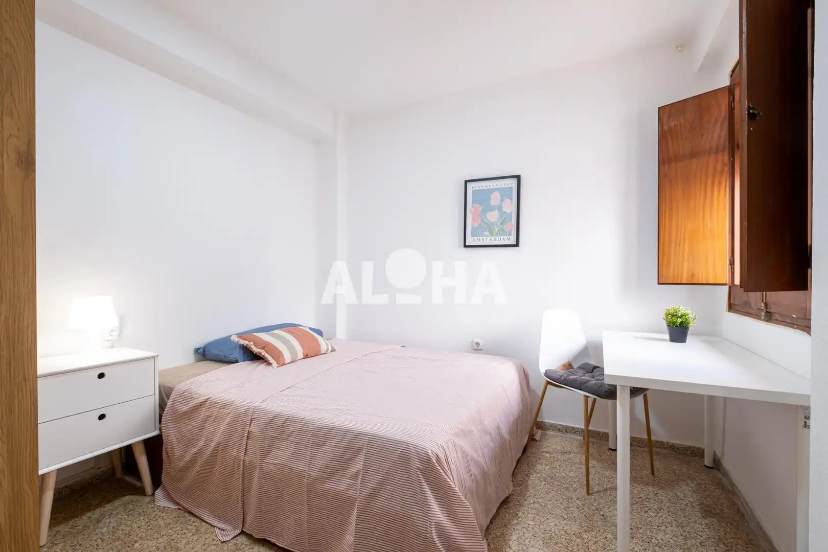 Bedroom of Apartments for rent in Moncada  with Air Conditioner, Furnished and Balcony