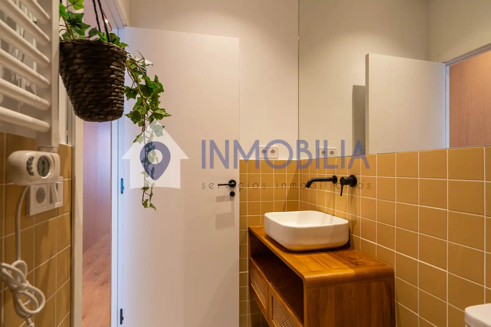 Badezimmer von Wohnung zum Verkauf in Madrid mit Klimaanlage, Heizung und Terrasse
