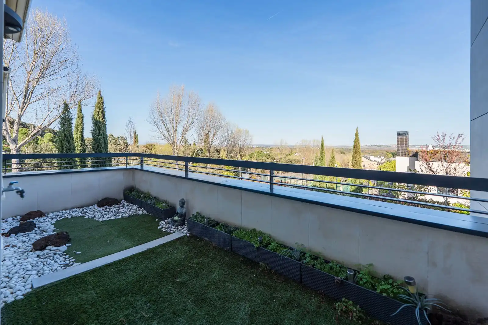 Terrasse von Maisonette zum Verkauf in Fuente del Fresno mit Klimaanlage, Heizung und Abstellraum