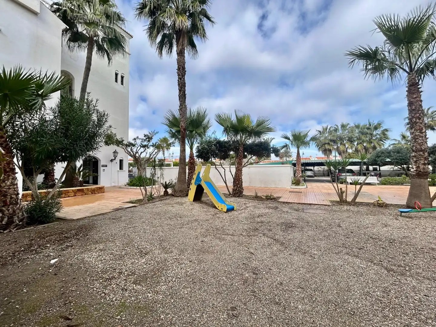 Exterior view of Attic for sale in Roquetas de Mar  with Private garden, Terrace and Furnished