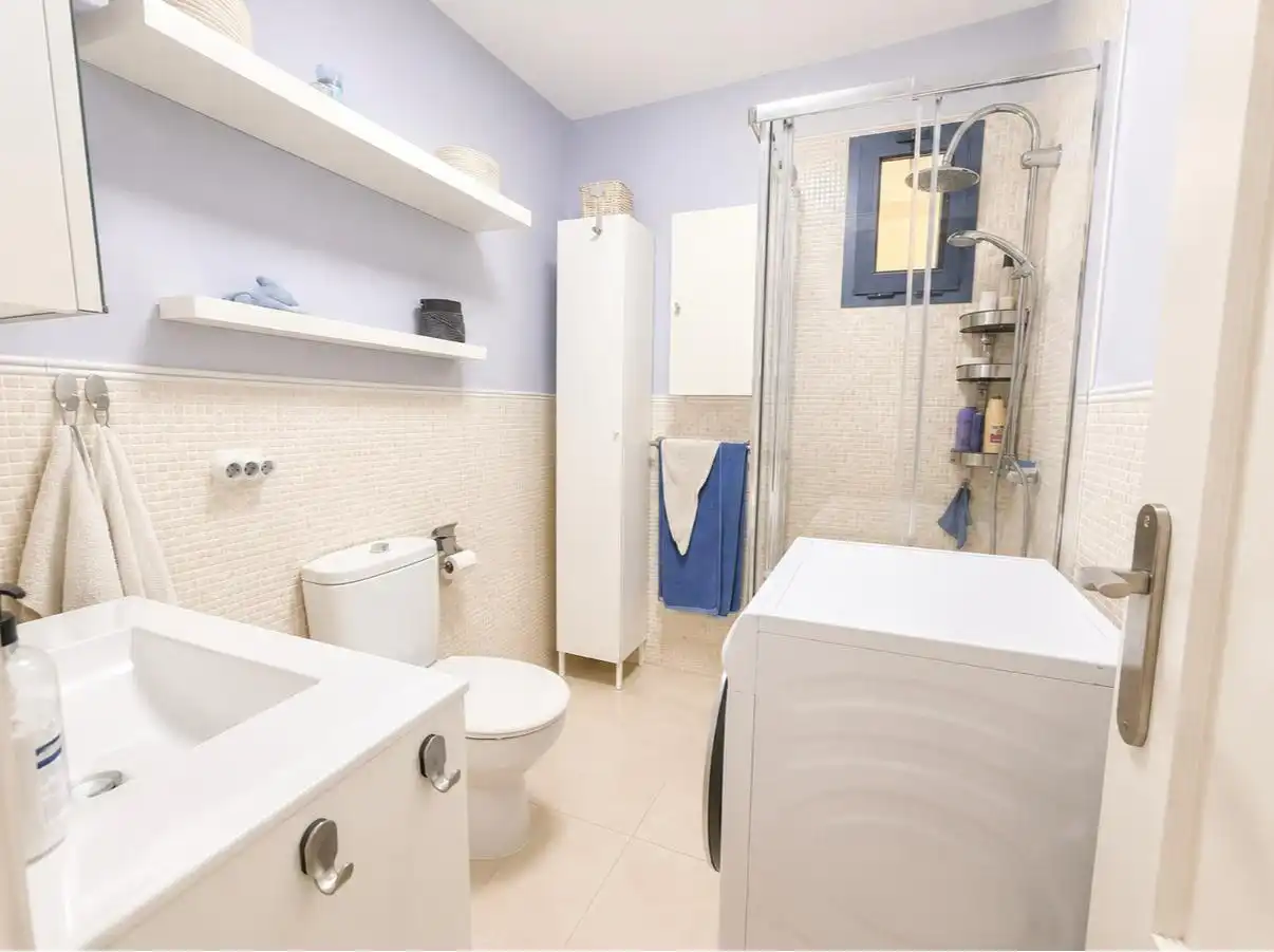 Bathroom of Flat for sale in Arona  with Furnished, Balcony and Community pool