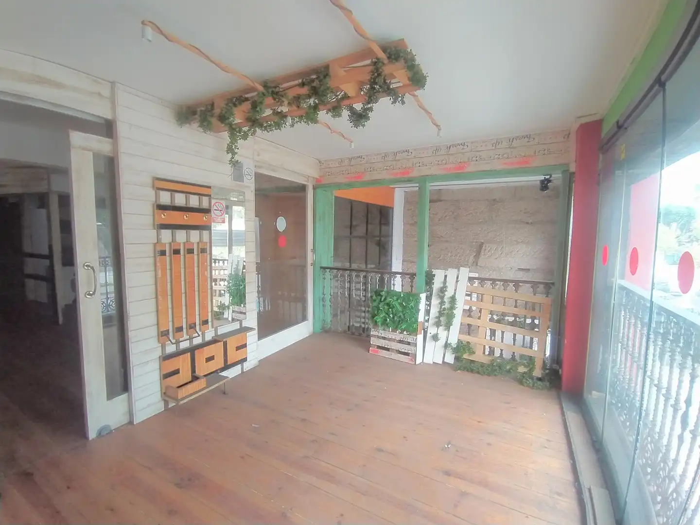 Local comercial de lloguer a Rúa de Pizarro