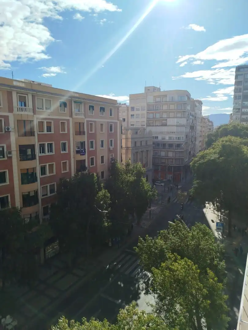 Oficina de alquiler en Santa Catalina - San Bartolomé