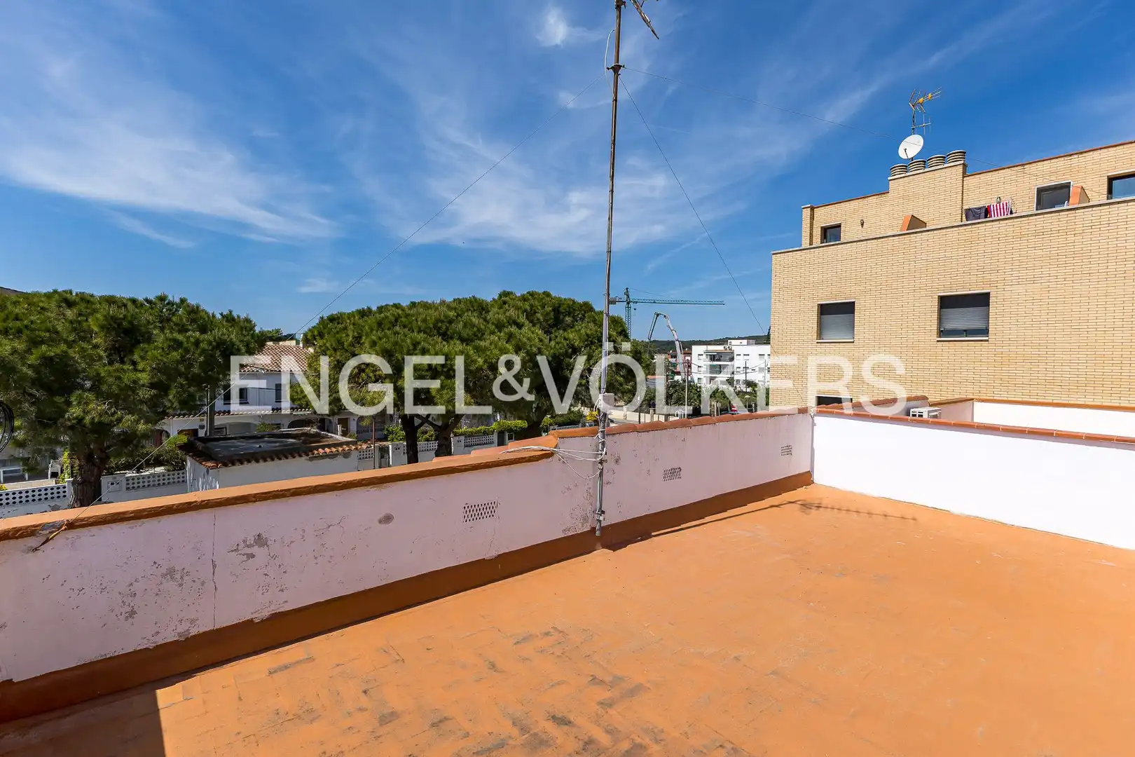 Terrassa de Casa adosada en venda en Cubelles amb Aire condicionat, Calefacció i Jardí privat