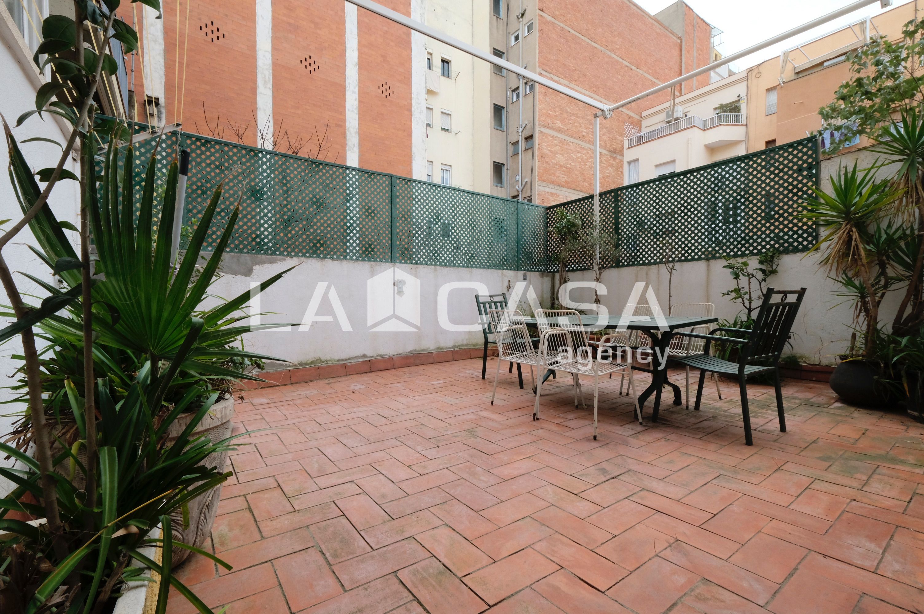 Flat for sale in Carrer de Vèlia, Vilapicina i la Torre Llobeta