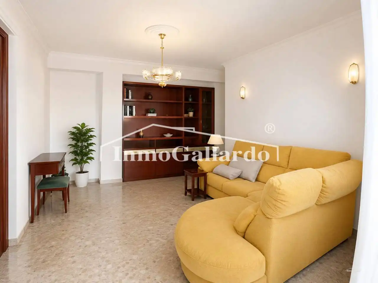 Living room of Flat for sale in Málaga  with Terrace and Storage room