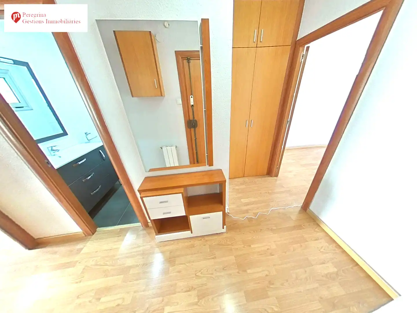 Dormitori de Pis en venda en Santa Coloma de Gramenet amb Aire condicionat, Calefacció i Parquet