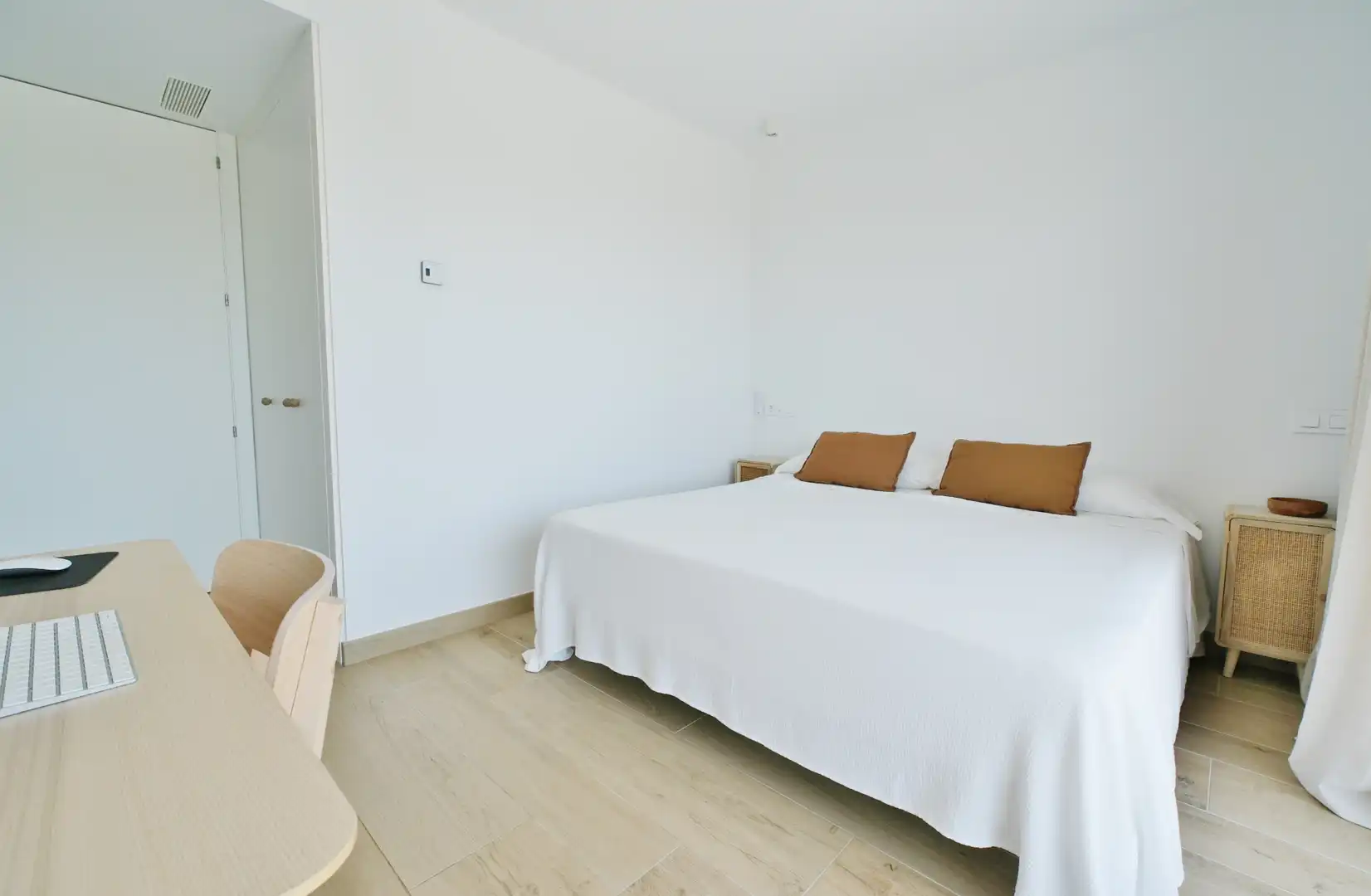 Habitación de Apartamento de alquiler en Sagunto / Sagunt con Aire acondicionado, Calefacción y Terraza