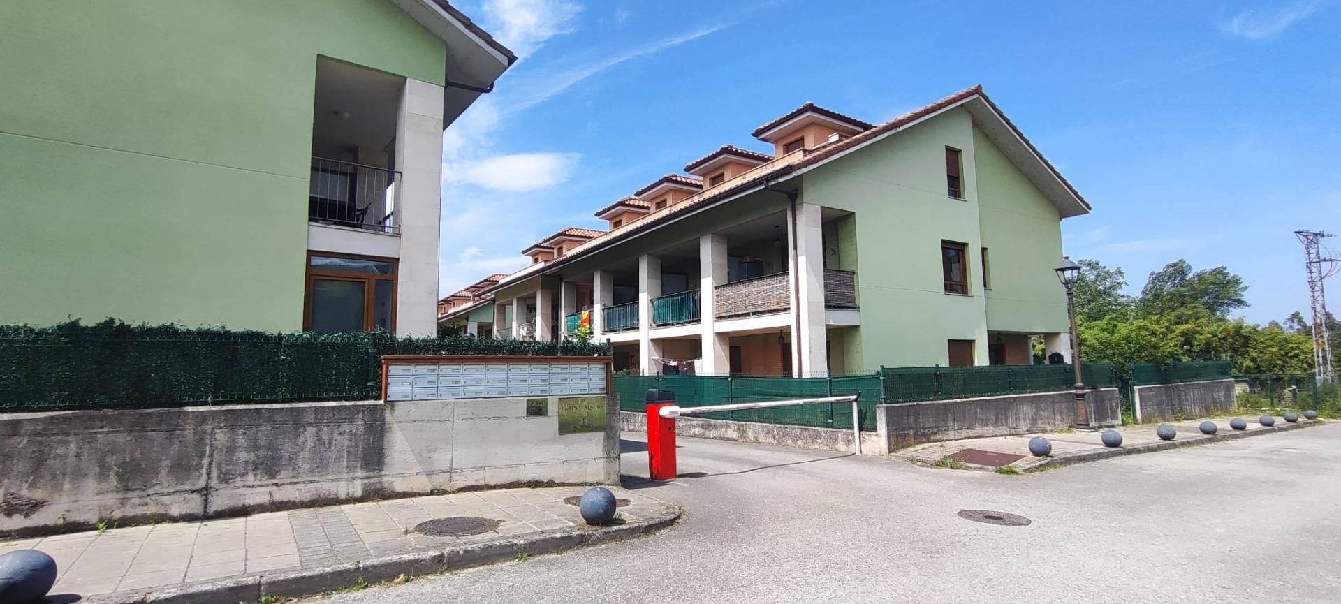 Exterior view of Duplex for sale in Castañeda  with Heating, Terrace and Storage room