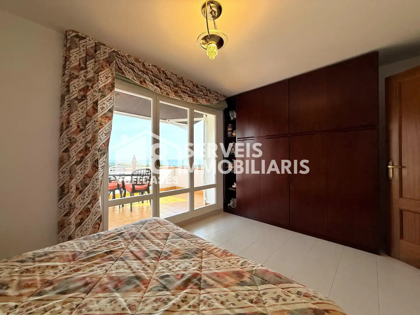 Habitación de Casa adosada en venta en Sant Pol de Mar con Calefacción, Jardín privado y Terraza