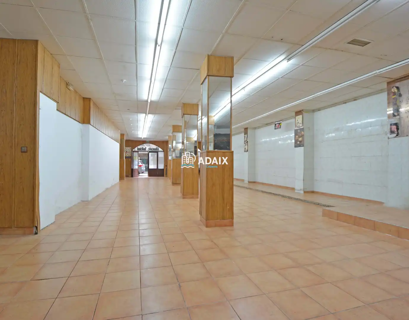 Local comercial en alquiler en Calle Santa Joaquina de Vedruna  de Cáceres, imagen 3
