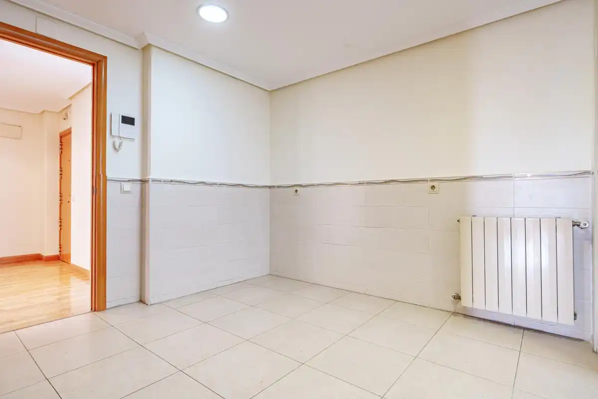 Piso en venta en Madrid con Aire acondicionado, Calefacción y Jardín privado