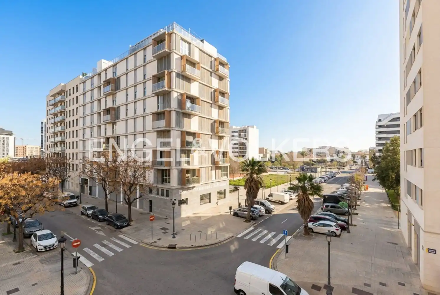 Vista exterior de Piso en venta en Valencia con Aire acondicionado, Calefacción y Piscina