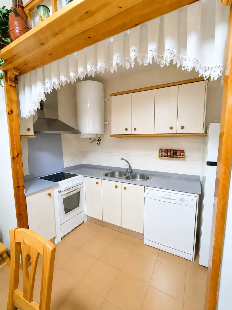 Kitchen of Flat for sale in Rialp  with Storage room, Furnished and Oven
