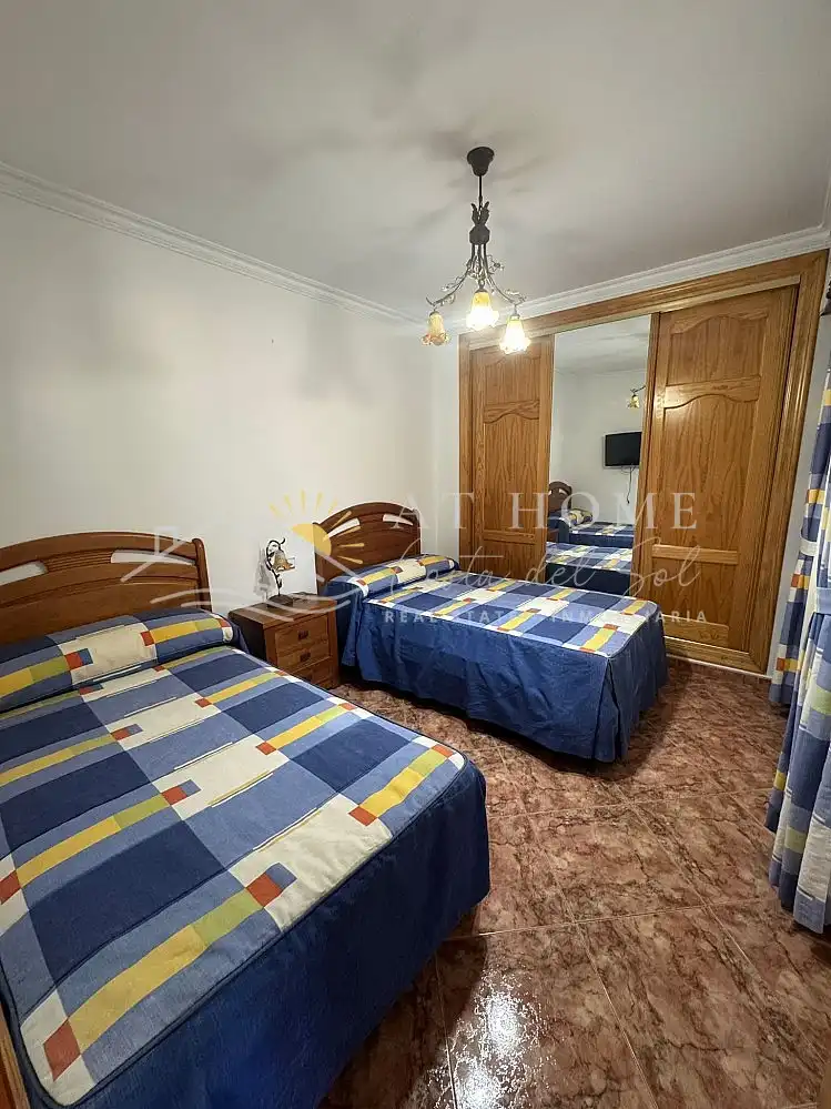 Schlafzimmer von Haus oder Chalet zur Miete in Torrox mit Ofen