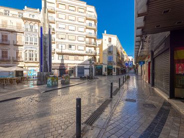 Flat with lift for sale in Plaza de Uncibay 2-4