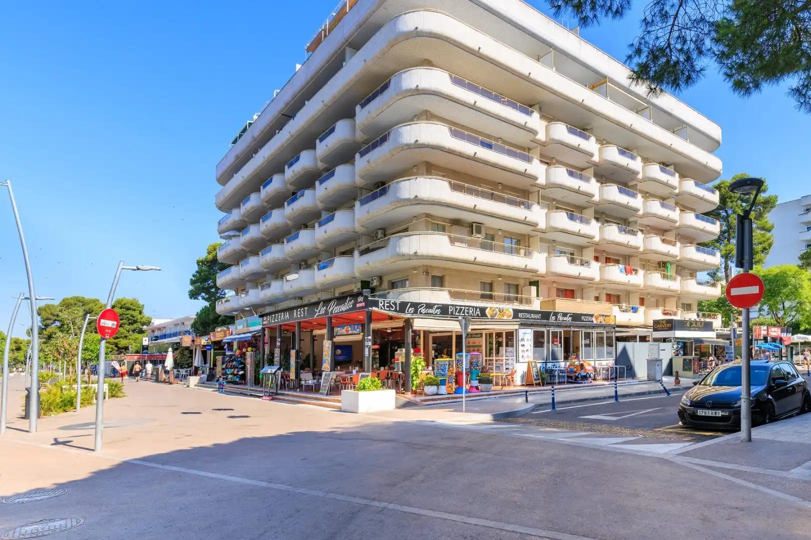 Apartamento con piscina en venta en Carrer FRA JUNIPER SERRA, imagen 2