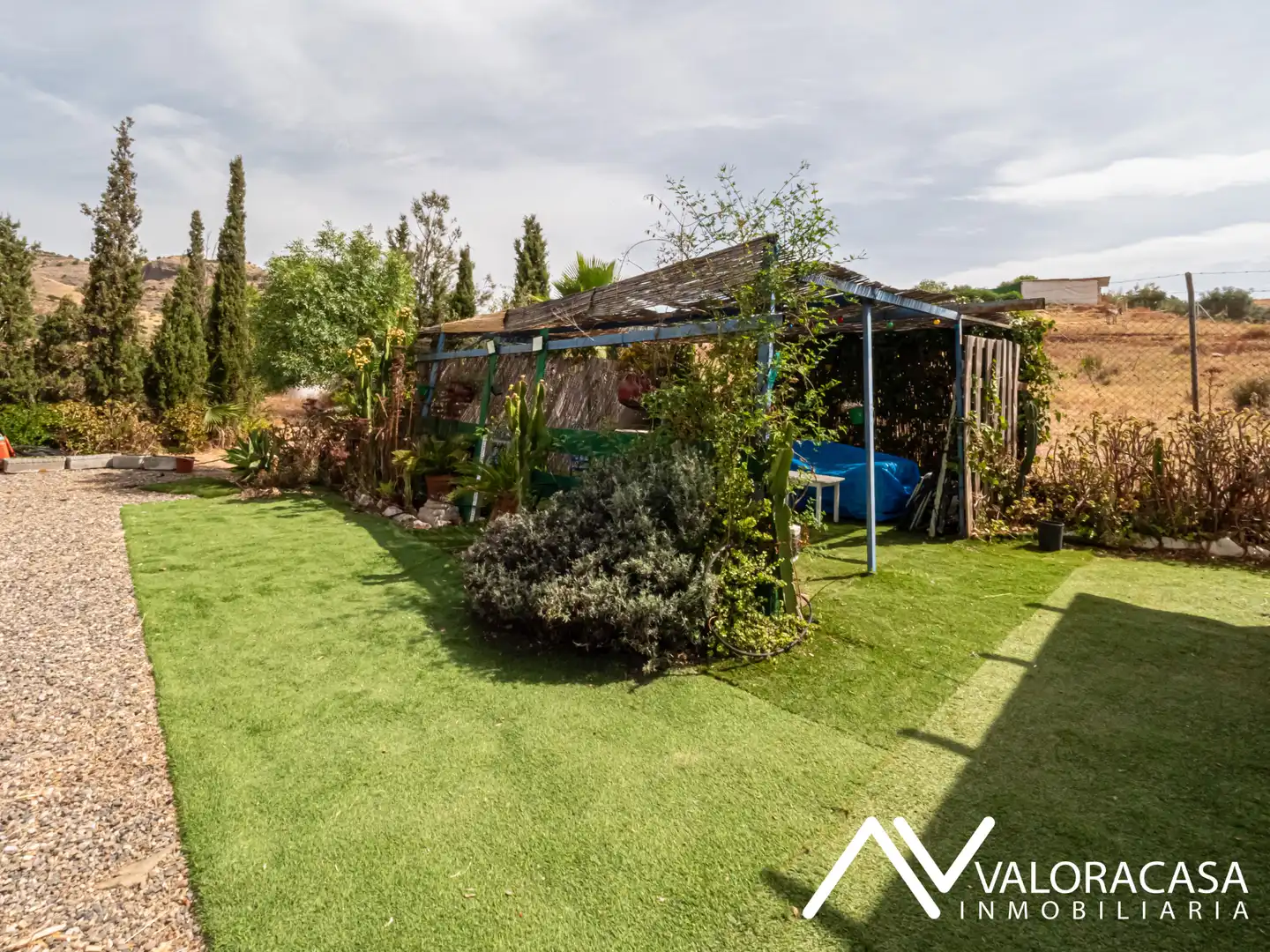 Jardí de Finca rústica en venda en Pizarra amb Moblat