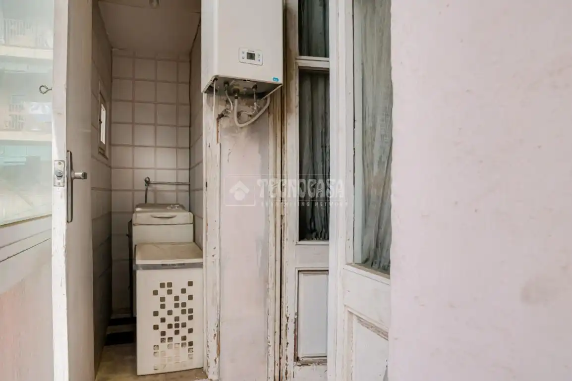 Habitación de Piso en venta en Barcelona con Balcón