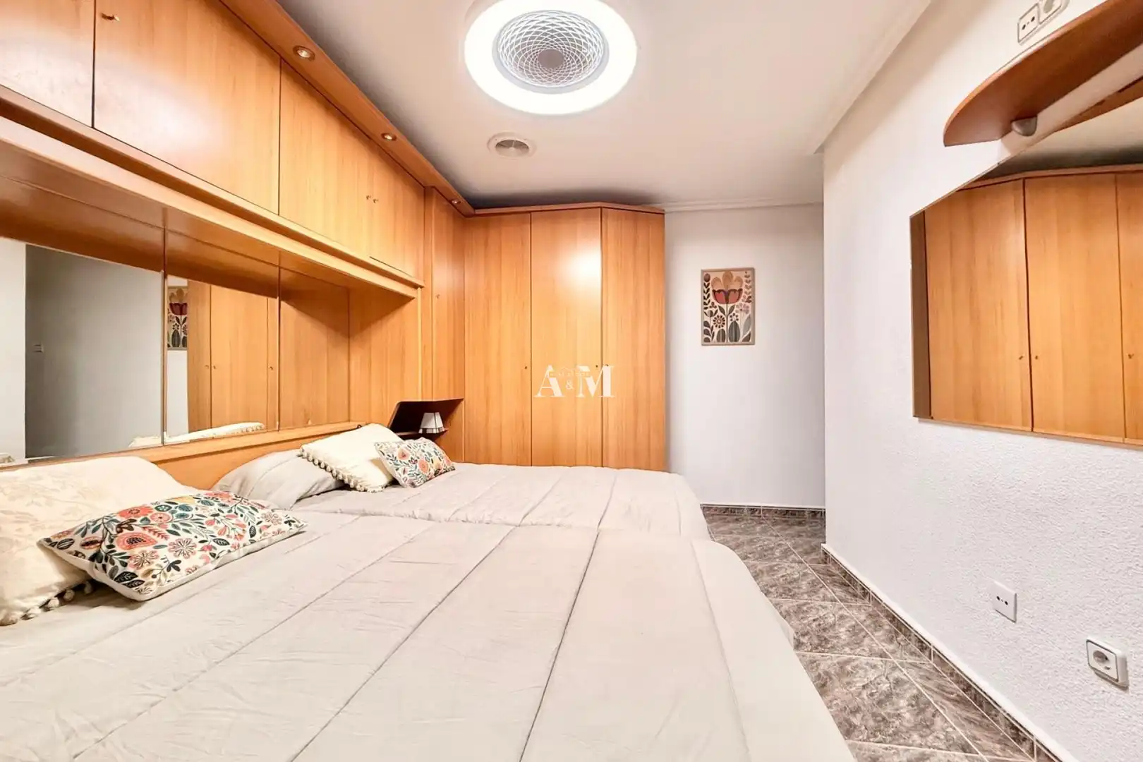 Schlafzimmer von Wohnung zur Miete in Elche ciudad