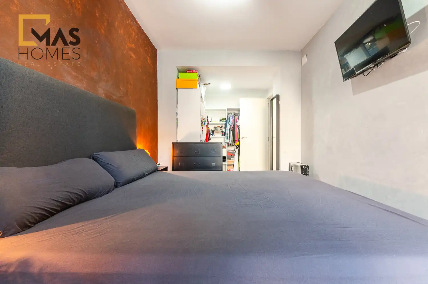 Schlafzimmer von Erdgeschoss zum Verkauf in Martorell mit Balkon