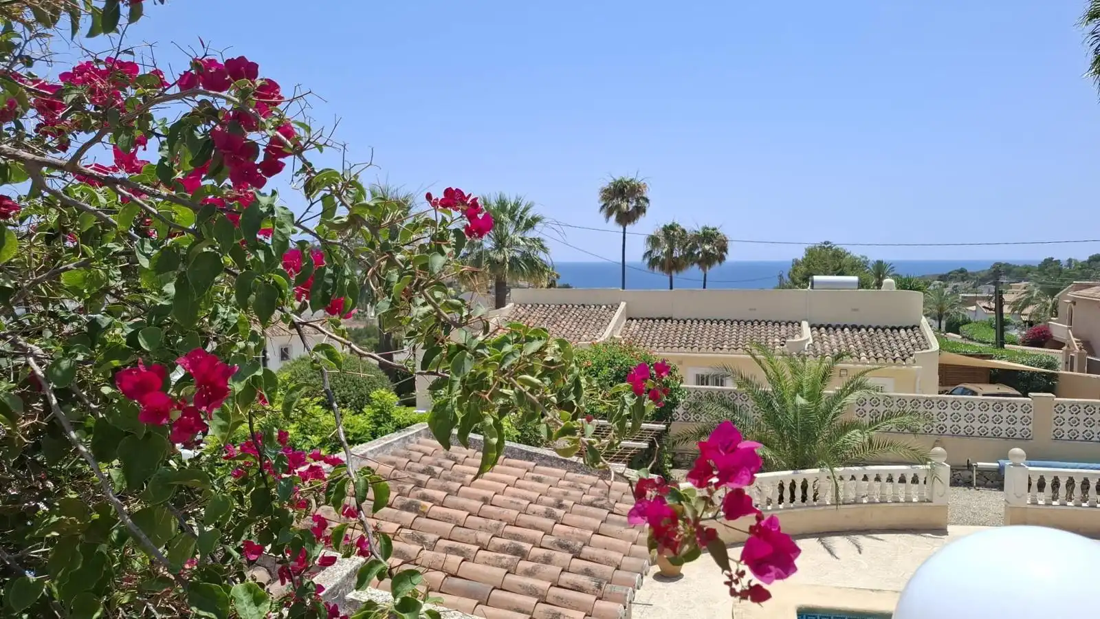 Vista exterior de Casa o xalet en venda en Benissa amb Aire condicionat, Calefacció i Jardí privat