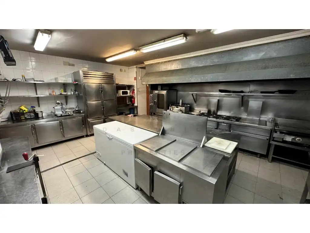 Kitchen of Commercial properties for sale in Bossòst