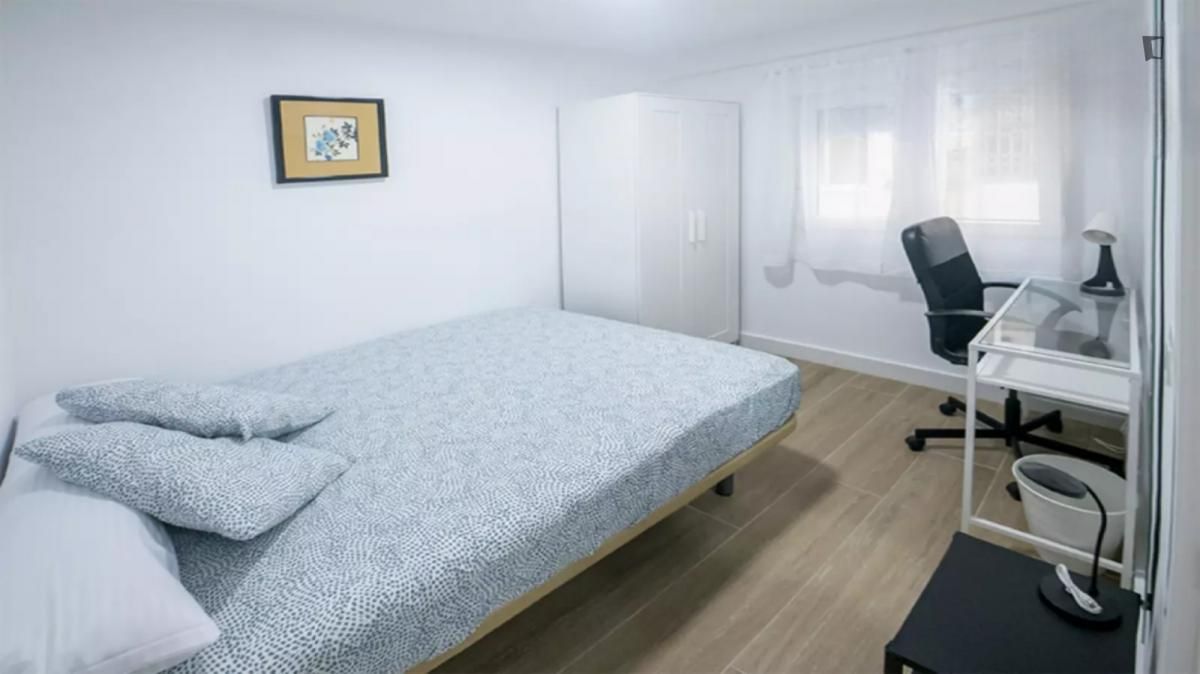 Bedroom of Apartment to share in  Valencia Capital  with Furnished, Oven and Washing machine