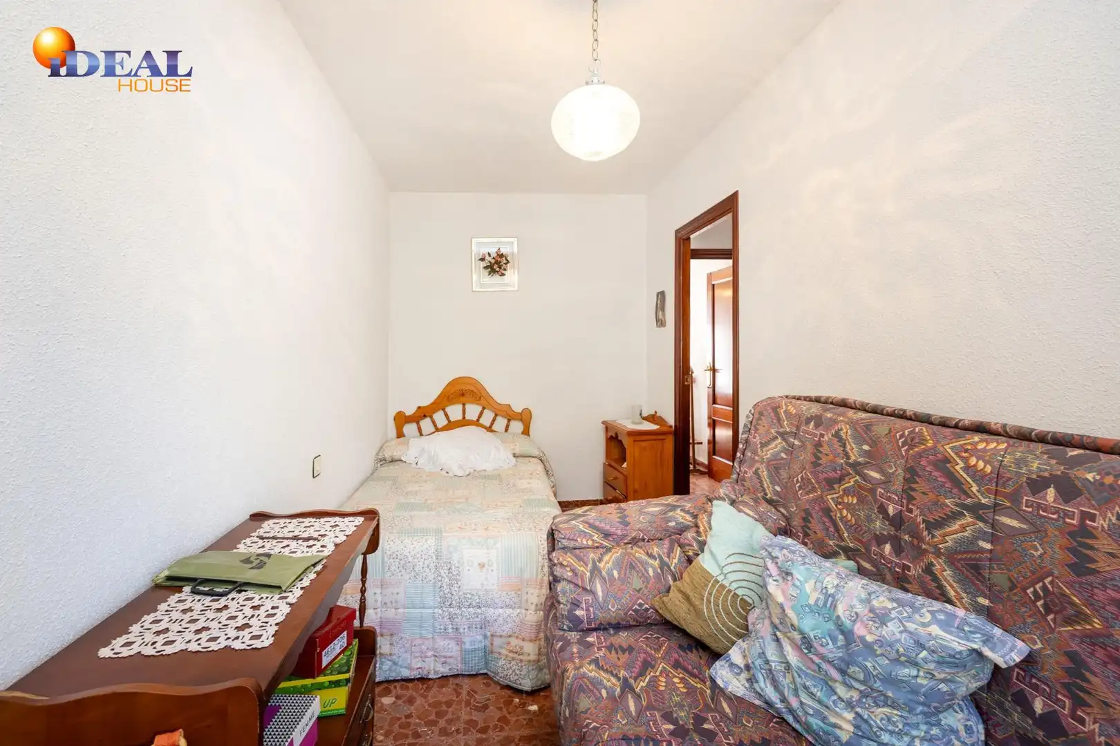 Habitación de Casa o chalet en venta en Güéjar Sierra con Jardín privado, Trastero y Piscina