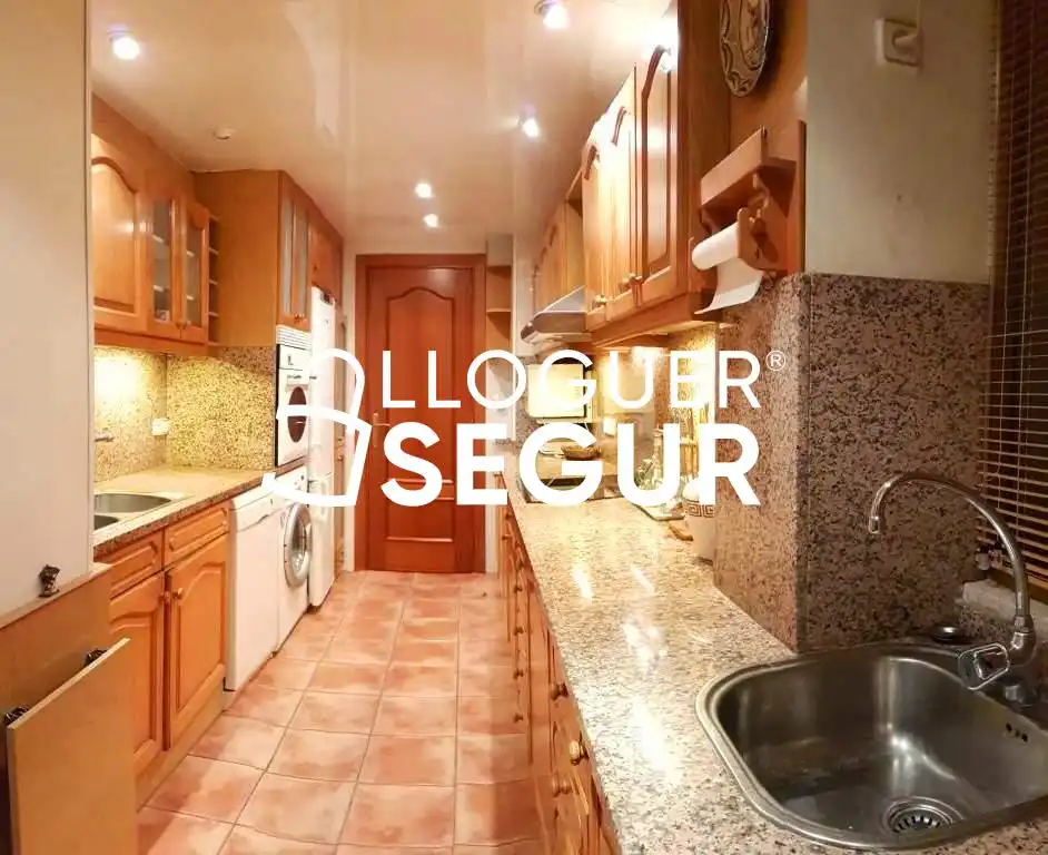 Piso de alquiler en Marítim, Centre