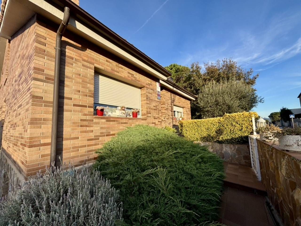 Exterior view of House or chalet for sale in Riudellots de la Selva  with Air Conditioner, Heating and Private garden