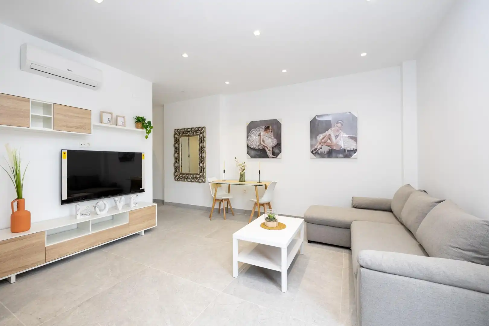 Sala de estar de Piso en venta en  Granada Capital con Aire acondicionado, Amueblado y Alarma