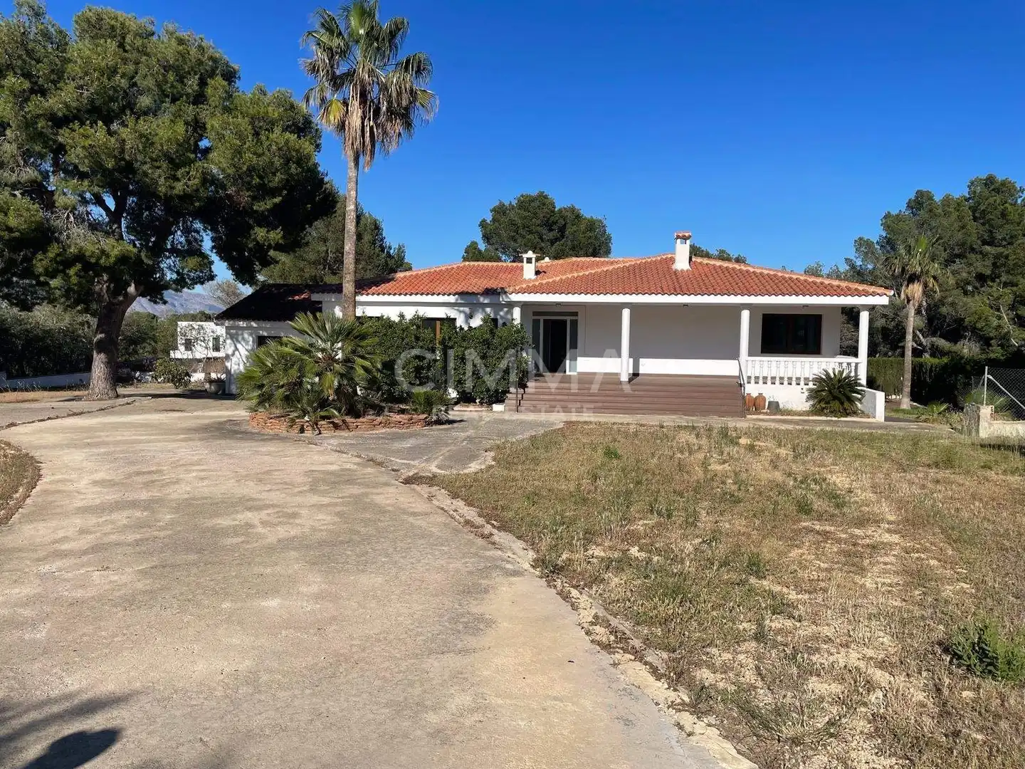 Vista exterior de Casa o chalet en venta en La Nucia con Aire acondicionado, Calefacción y Jardín privado