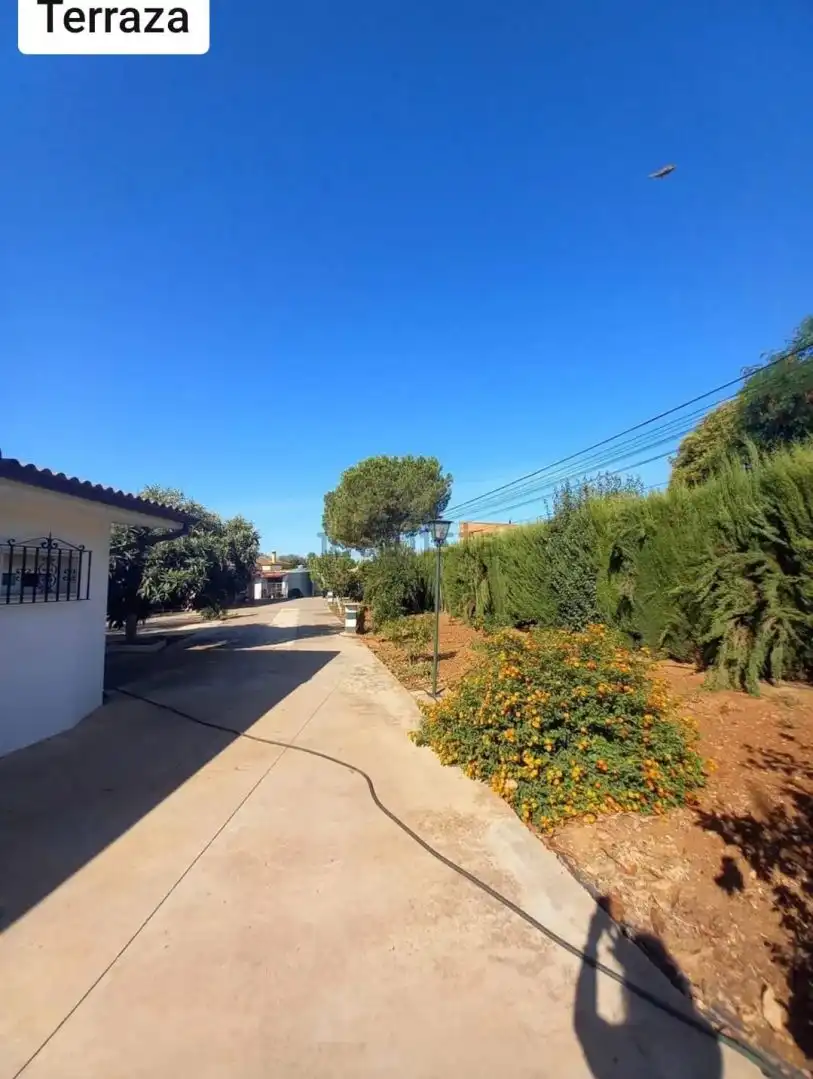 Vista exterior de Casa o xalet en venda en Córdoba amb Traster