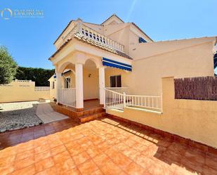 Vista exterior de Casa o xalet en venda en Motril amb Aire condicionat, Calefacció i Traster