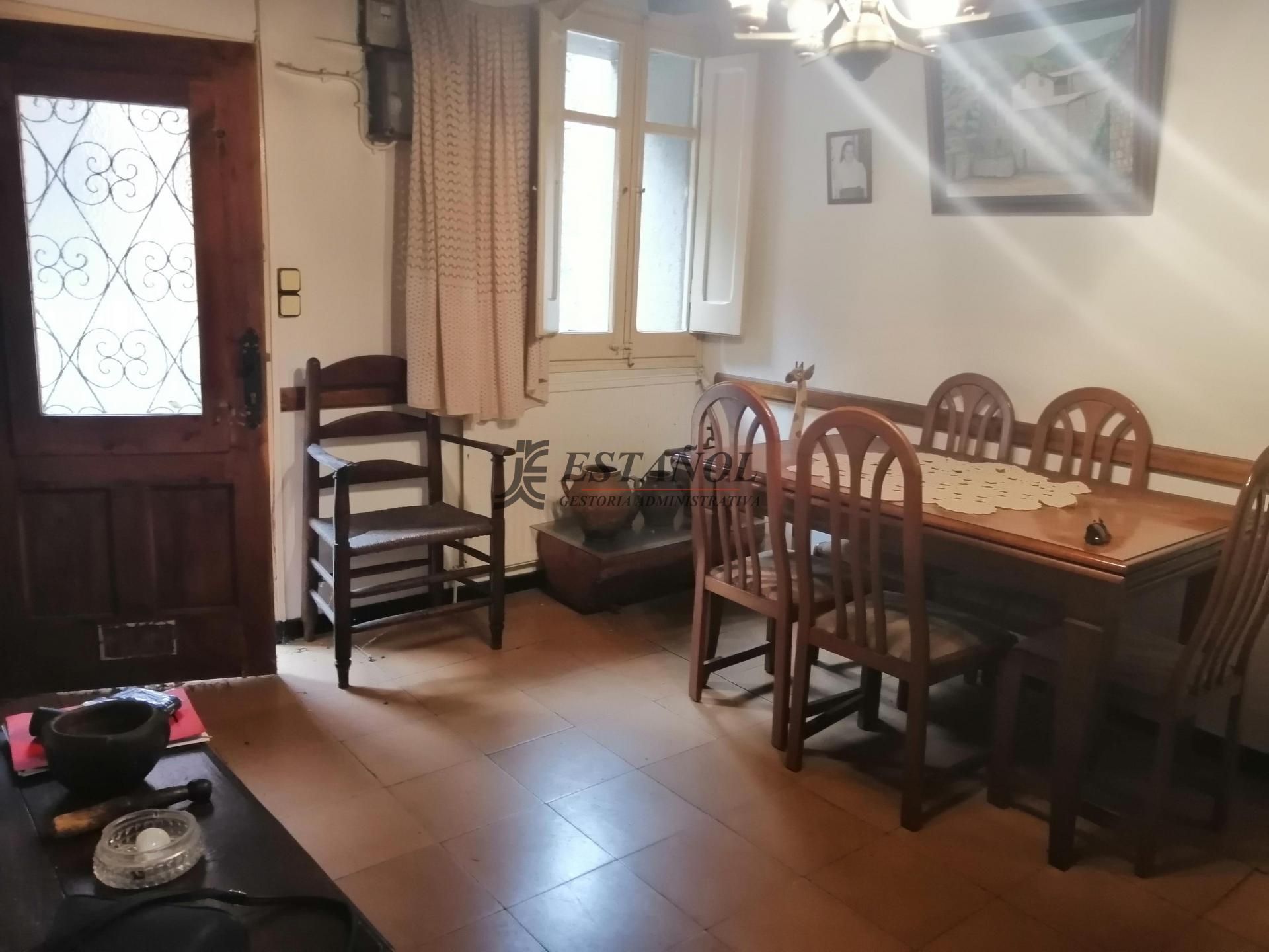 Casa adosada en venda