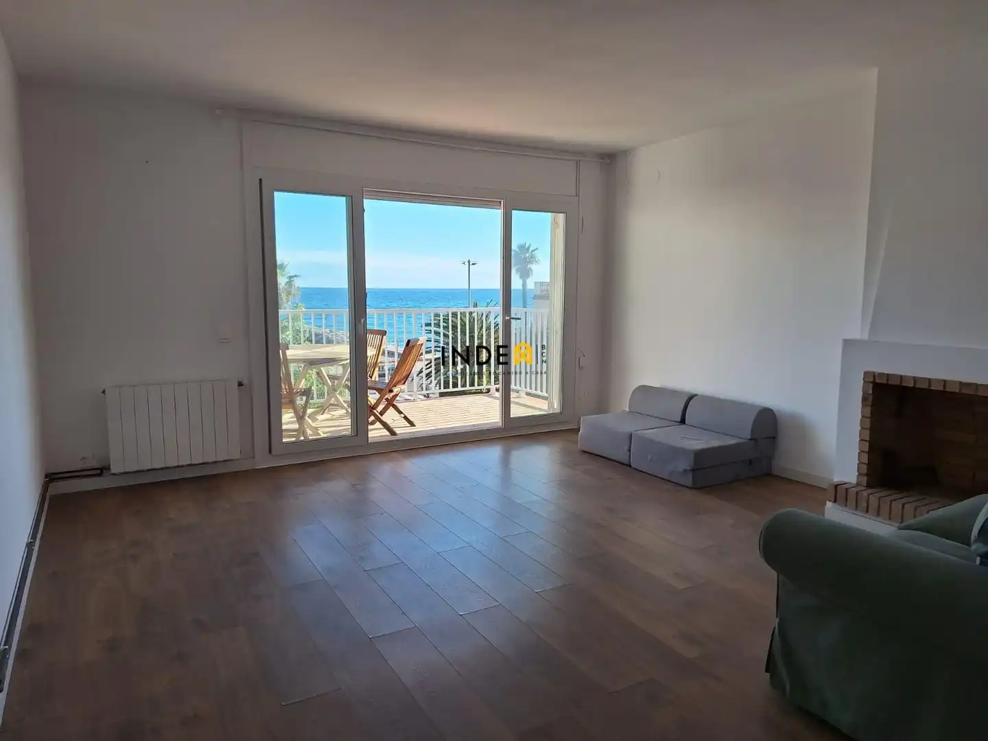 Sala d'estar de Apartament en venda en Sitges amb Aire condicionat