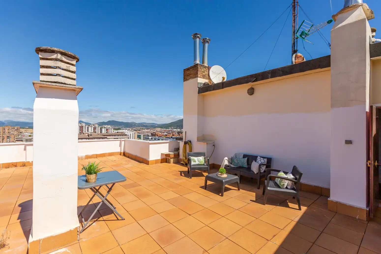 Terraza de Ático en venta en  Pamplona / Iruña con Parquet y Terraza