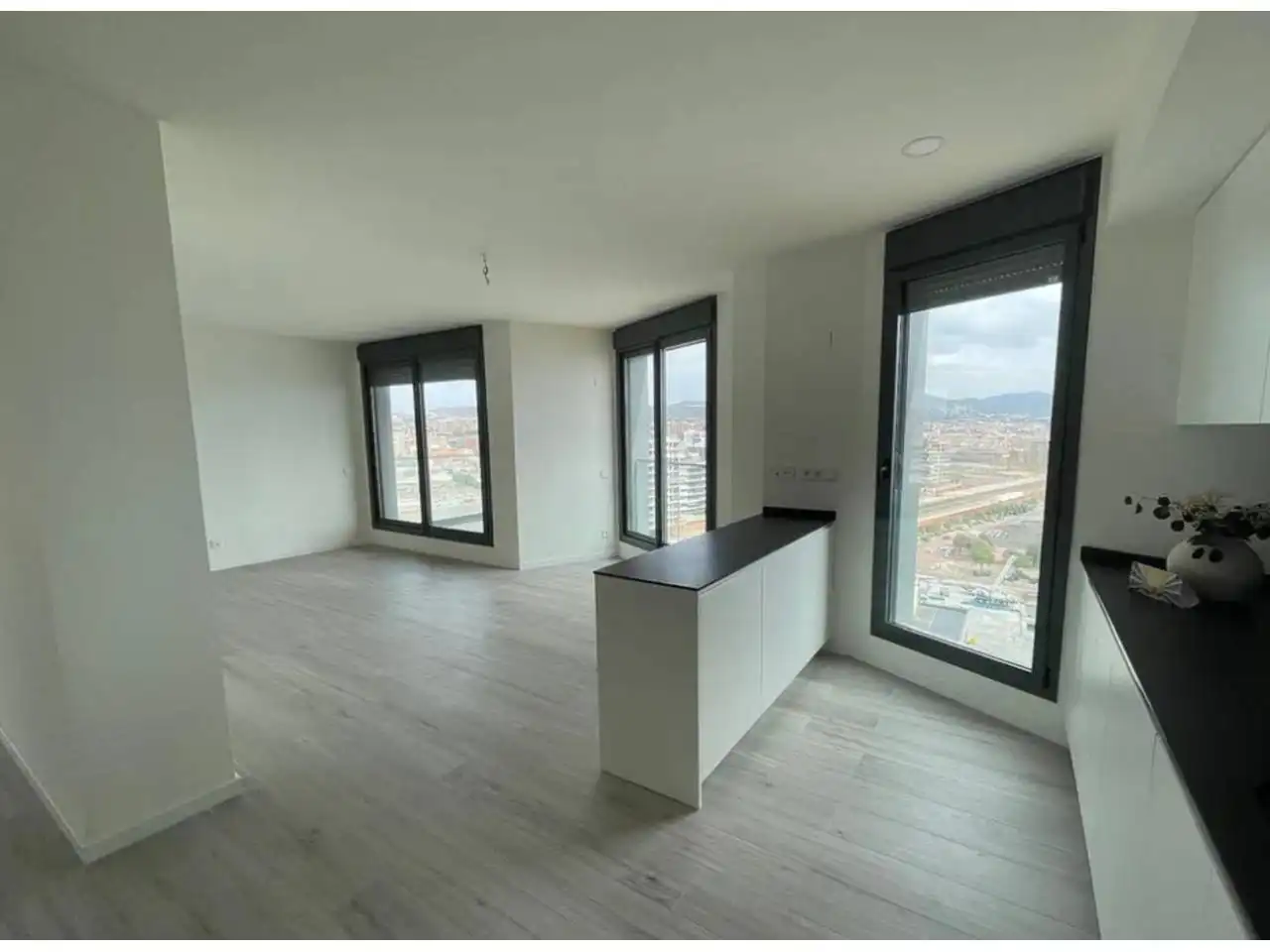 Sala de estar de Dúplex en venta en Badalona con Terraza, Trastero y Balcón