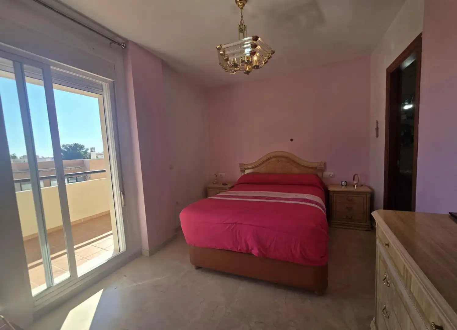 Dormitori de Pis en venda en Mijas amb Aire condicionat, Jardí privat i Terrassa