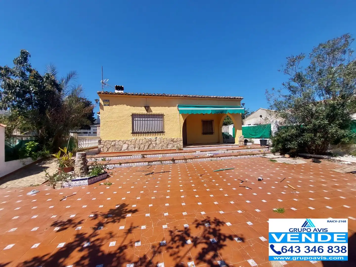Exterior view of Houses for sale in Gandia  with Private garden and Swimming Pool