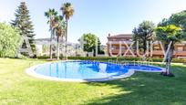 Swimming pool of Single-family semi-detached for sale in Sant Just Desvern  with Air Conditioner, Terrace and Swimming Pool